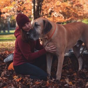 Meet your Posher, Angela
